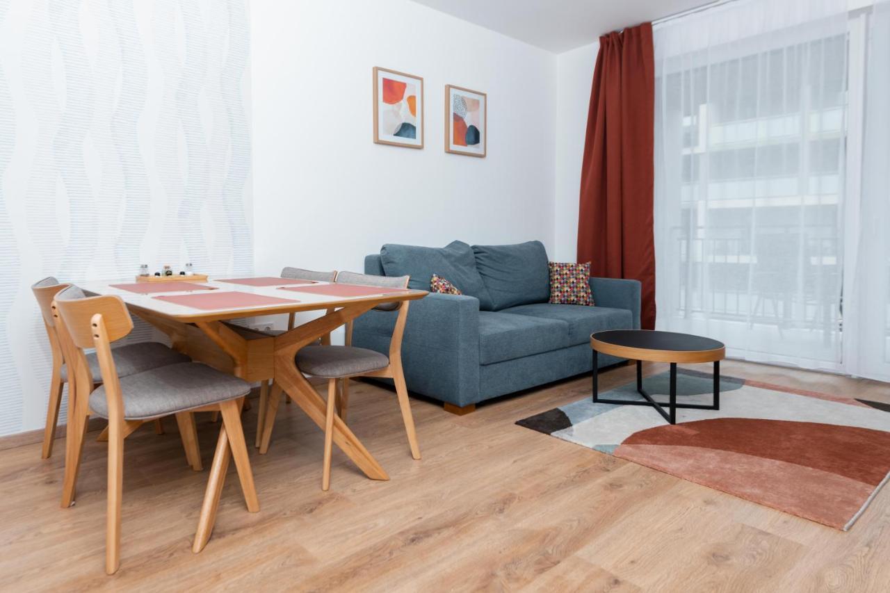 Westside By Urbanrent Apartment Budapest