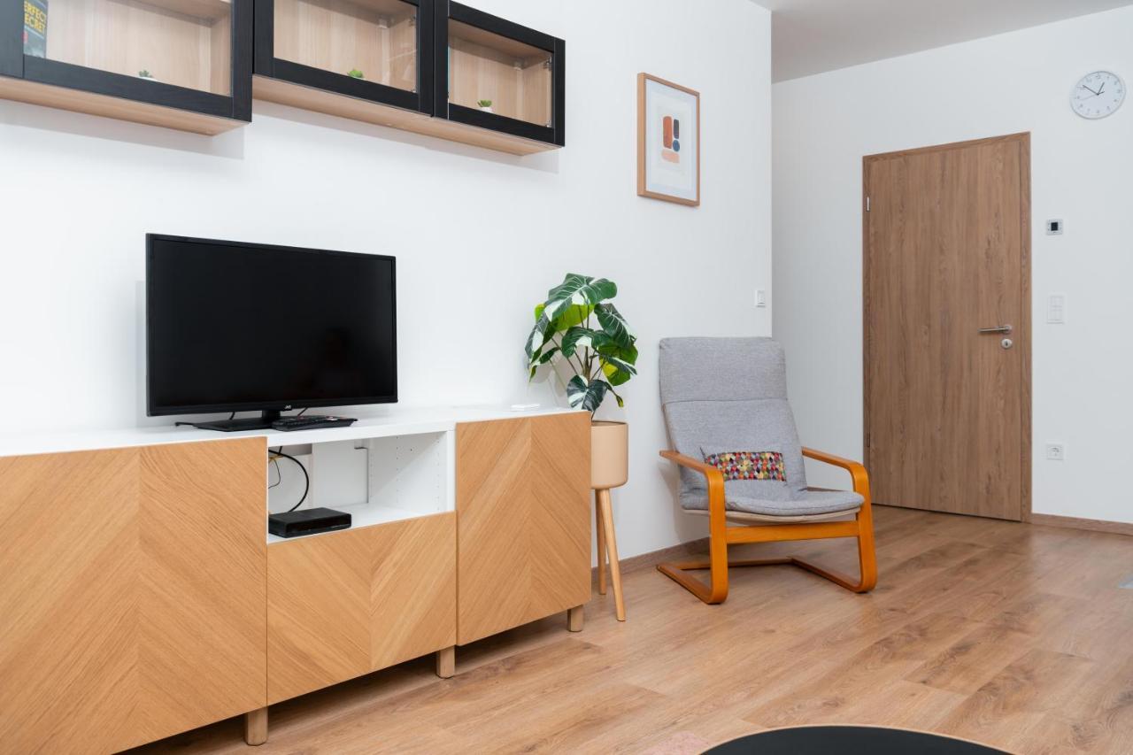 Apartment Westside By Urbanrent